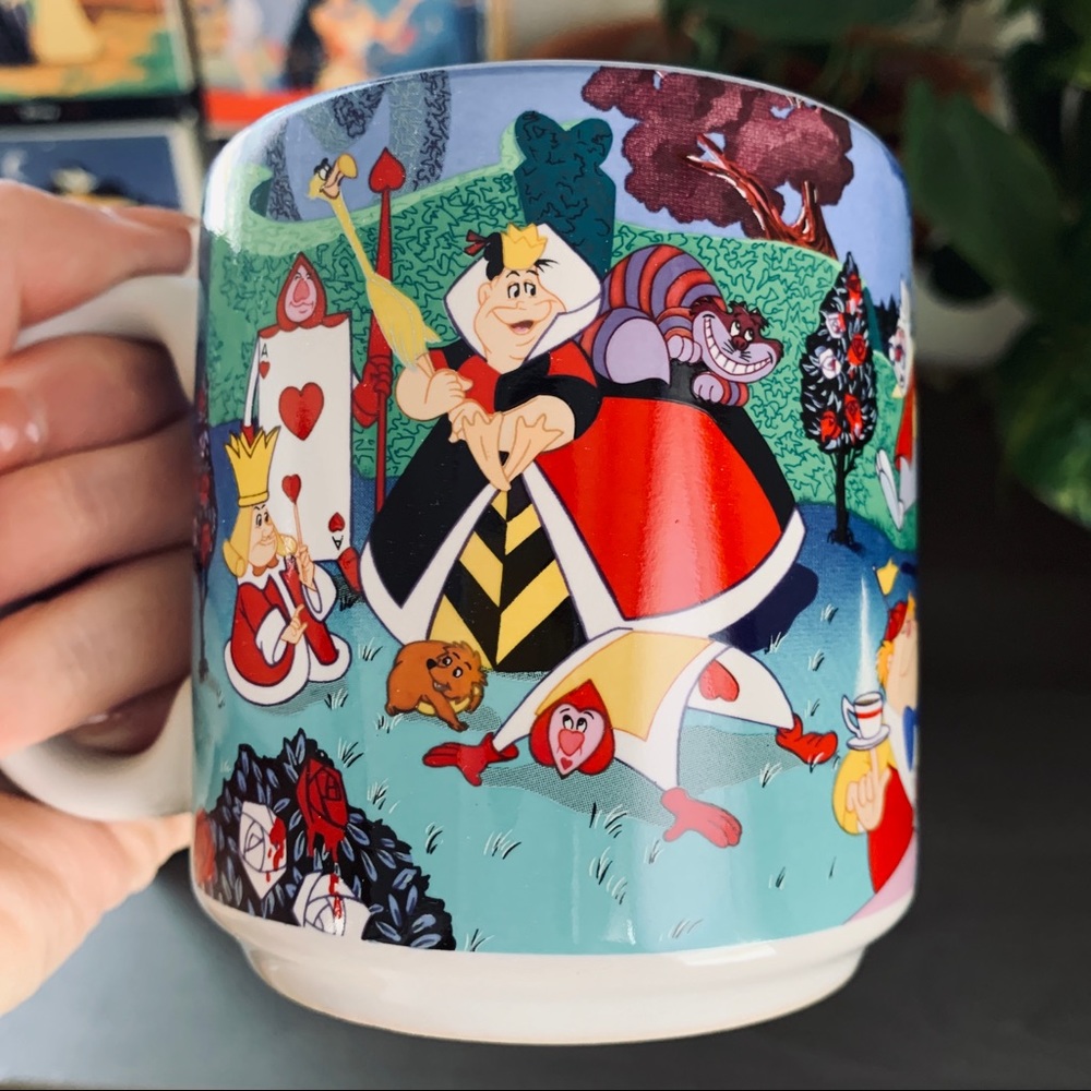 Retired Disney Alice Ceramic Mug (Original Box)